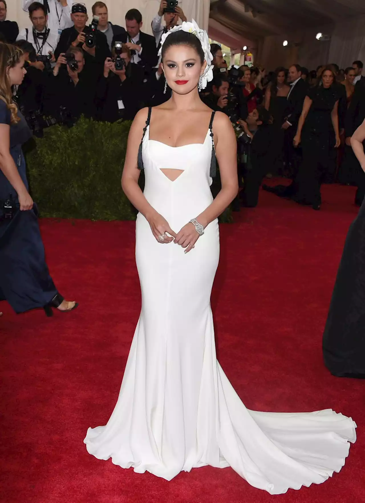 Selena Gomez’s Most Glamorous Met Gala Looks Over the Years