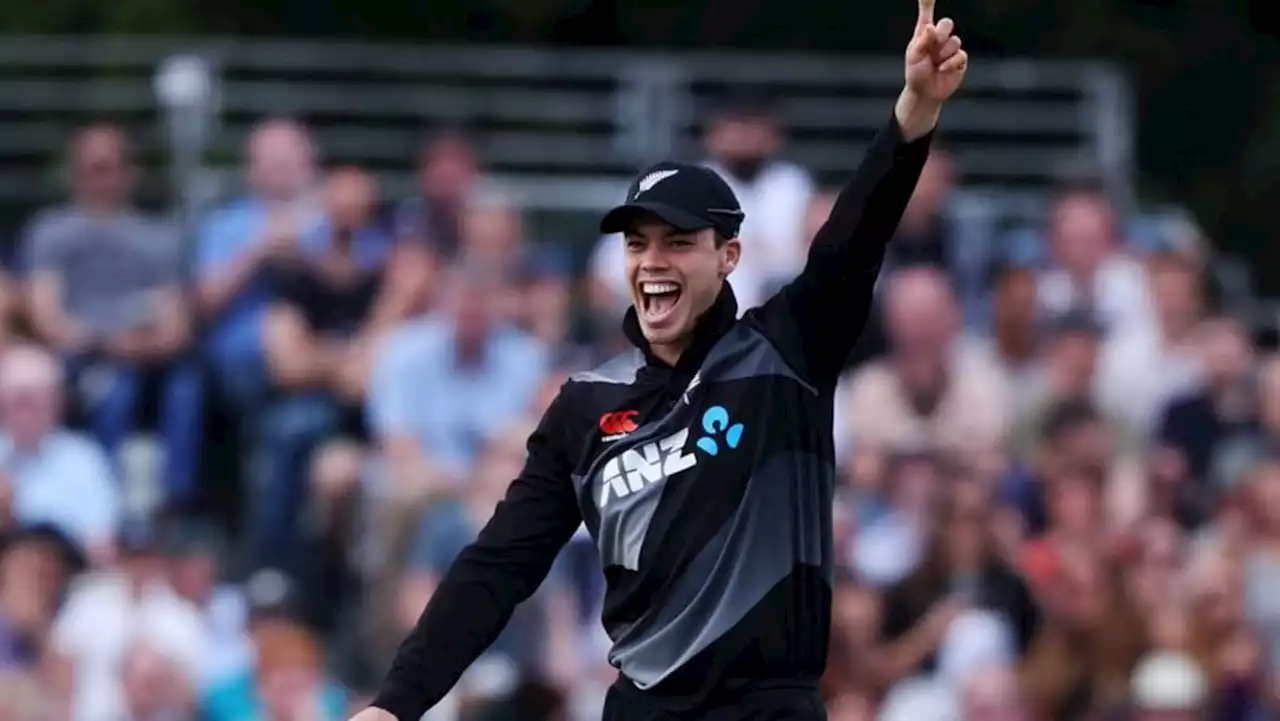 Chapman checks back into NZ ODI squad but not thinking about World Cup yet