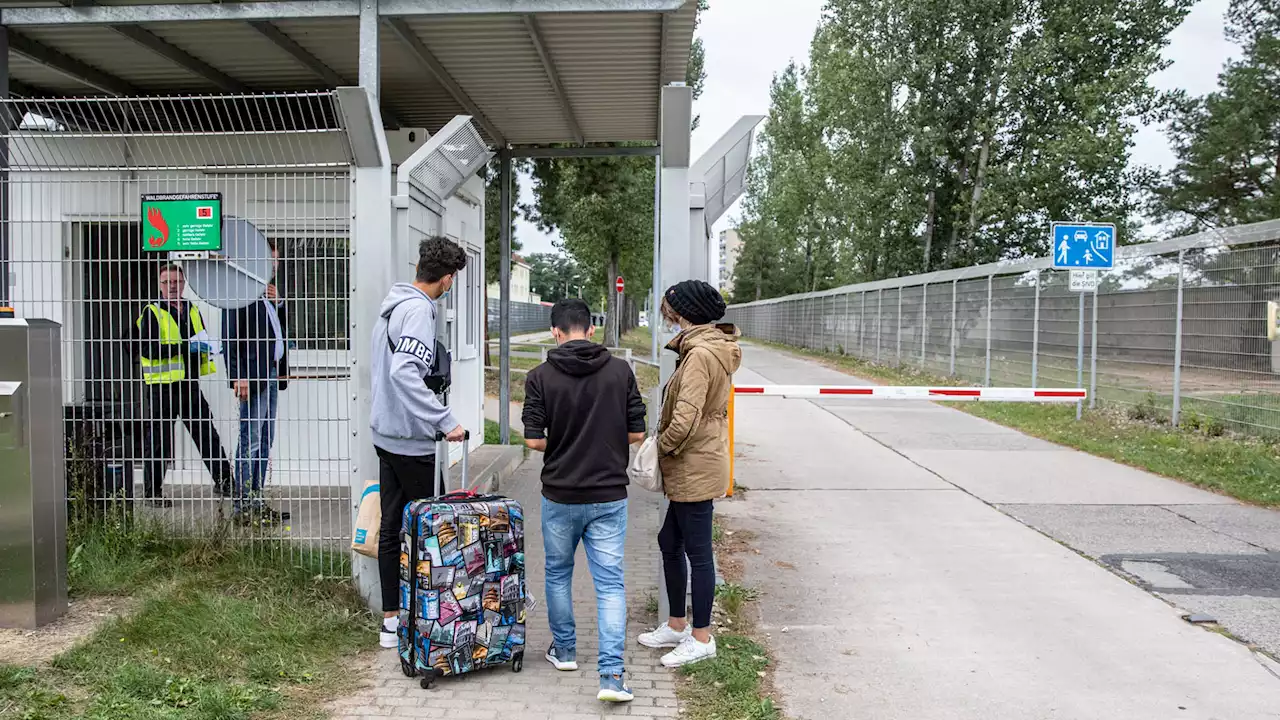 Viel weniger Flüchtlings-Ankünfte in Brandenburg