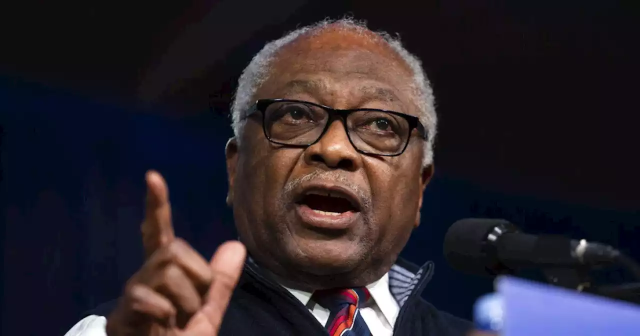 Clyburn acknowledges Democrats ‘cannot pretend’ Biden’s age won't be factor in 2024