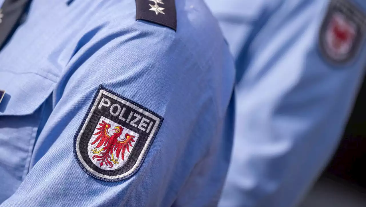 Brandenburg: Polizei ermittelt zu möglichen rechtsextremen Straftaten an Schule