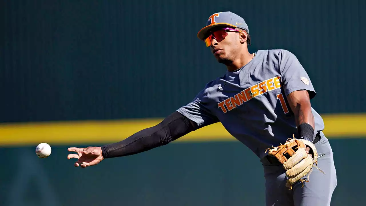 Tennessee's Christian Moore ejected vs Vanderbilt after defending pitcher Chase Dollander