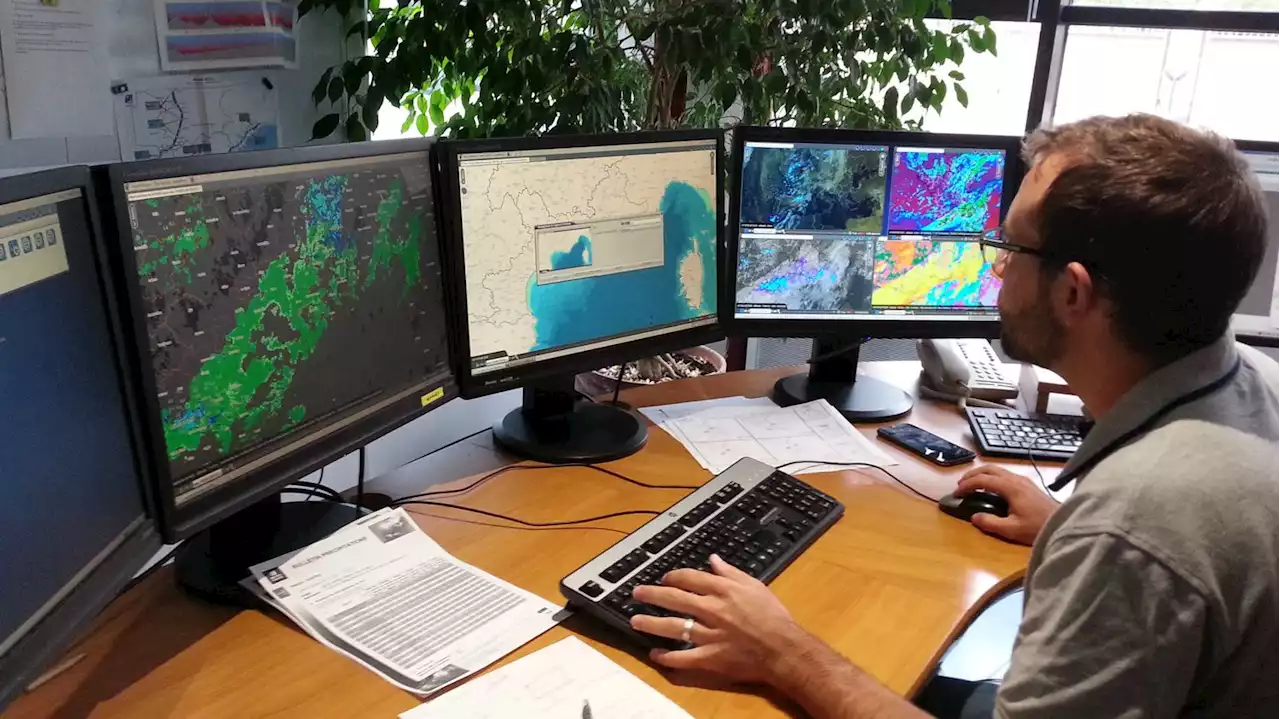 Météo : comment l'étude des archives permet de mieux comprendre le phénomène des tempètes