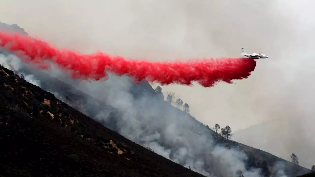 A Pollution Lawsuit Could Limit the Forest Service’s Use of Fire Retardant