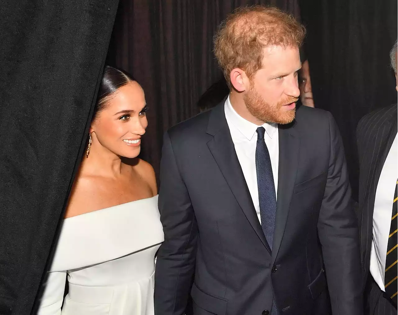 Vidéo : Harry et Meghan affichent un rare moment de complicité et de tendresse en public - Grazia