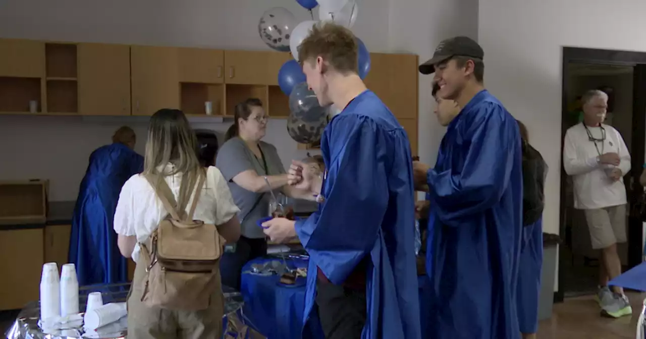 High school seniors visit old elementary school before graduation