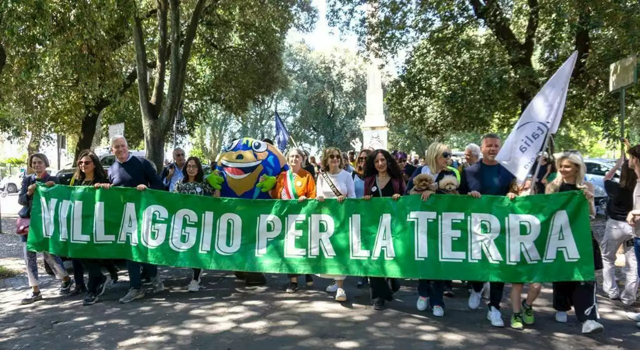 Earth Day 2023, oltre 300mila persone alle celebrazioni ufficiali in Italia FOTO