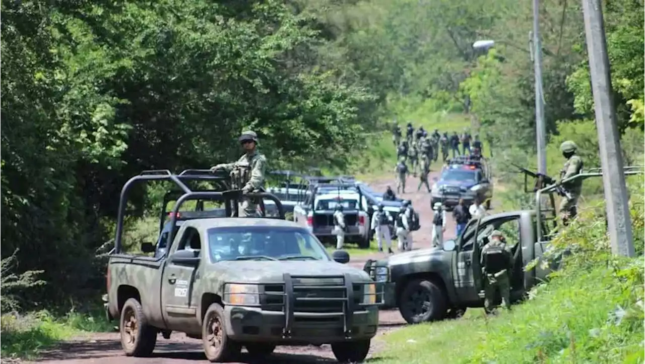 Michoacán: Enfrentamiento entre militares y civiles deja muertos