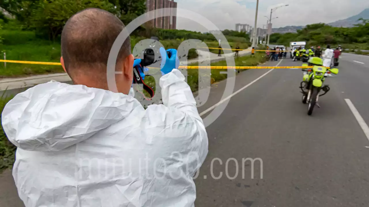 [FOTOS] Jovencito hallado muerto en una vía de Bello habría sido estrangulado