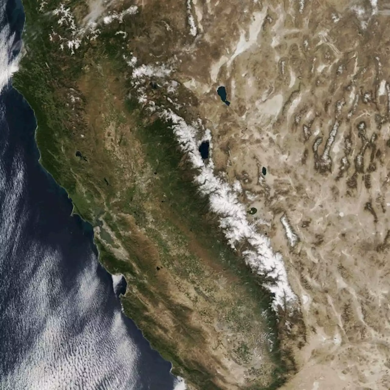 Sierra Snowpack: Satellite Images Show Striking Difference Between Spring 2022 and 2023