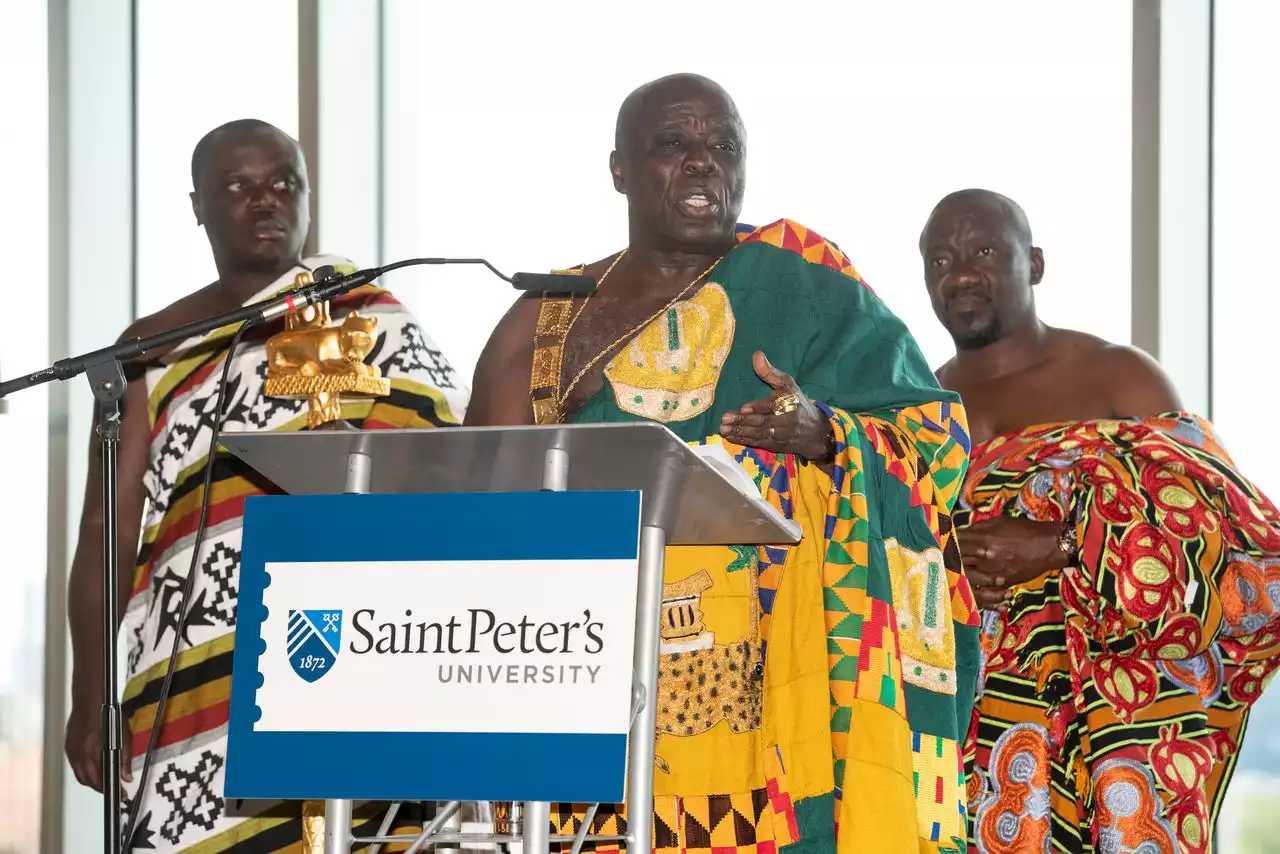 Royalty from Ghana speaks at Saint Peter’s University (PHOTOS)