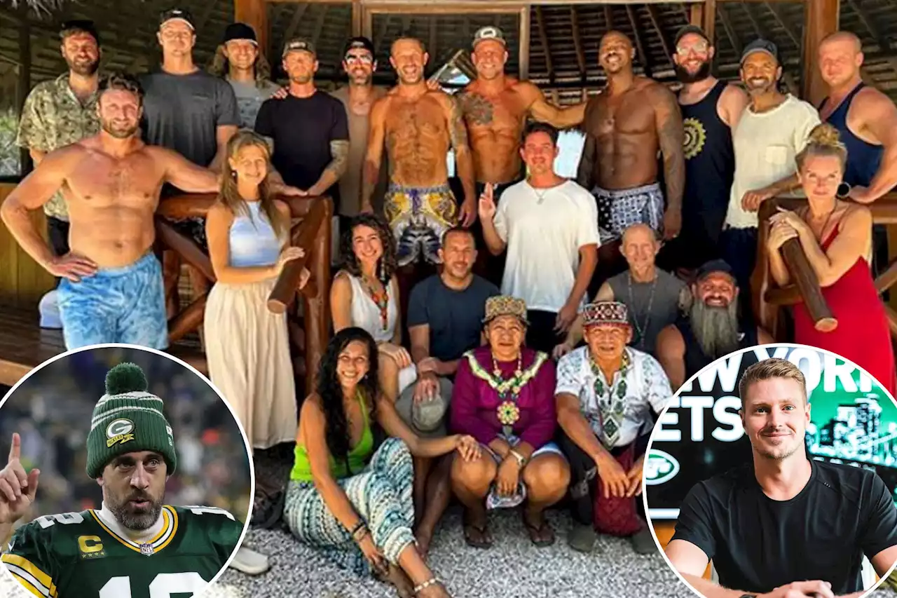 Aaron Rodgers spent his final days as a Packer at a Costa Rican healing resort