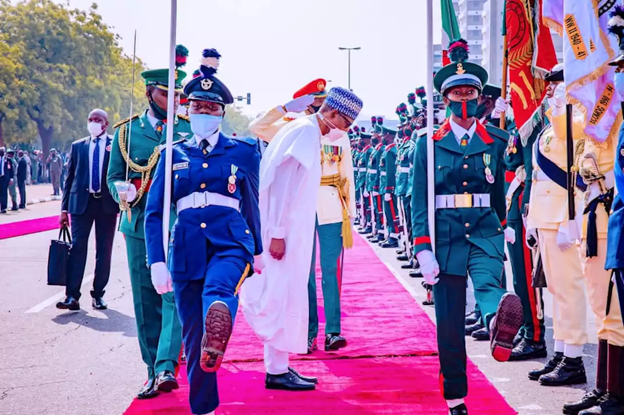 Buhari to unveil Nigerian Army’s new regimental colours