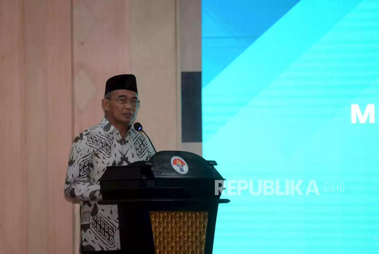 Menko PMK: Masyarakat Ingin Mengadu Nasib Harus Punya Keterampilan |Republika Online