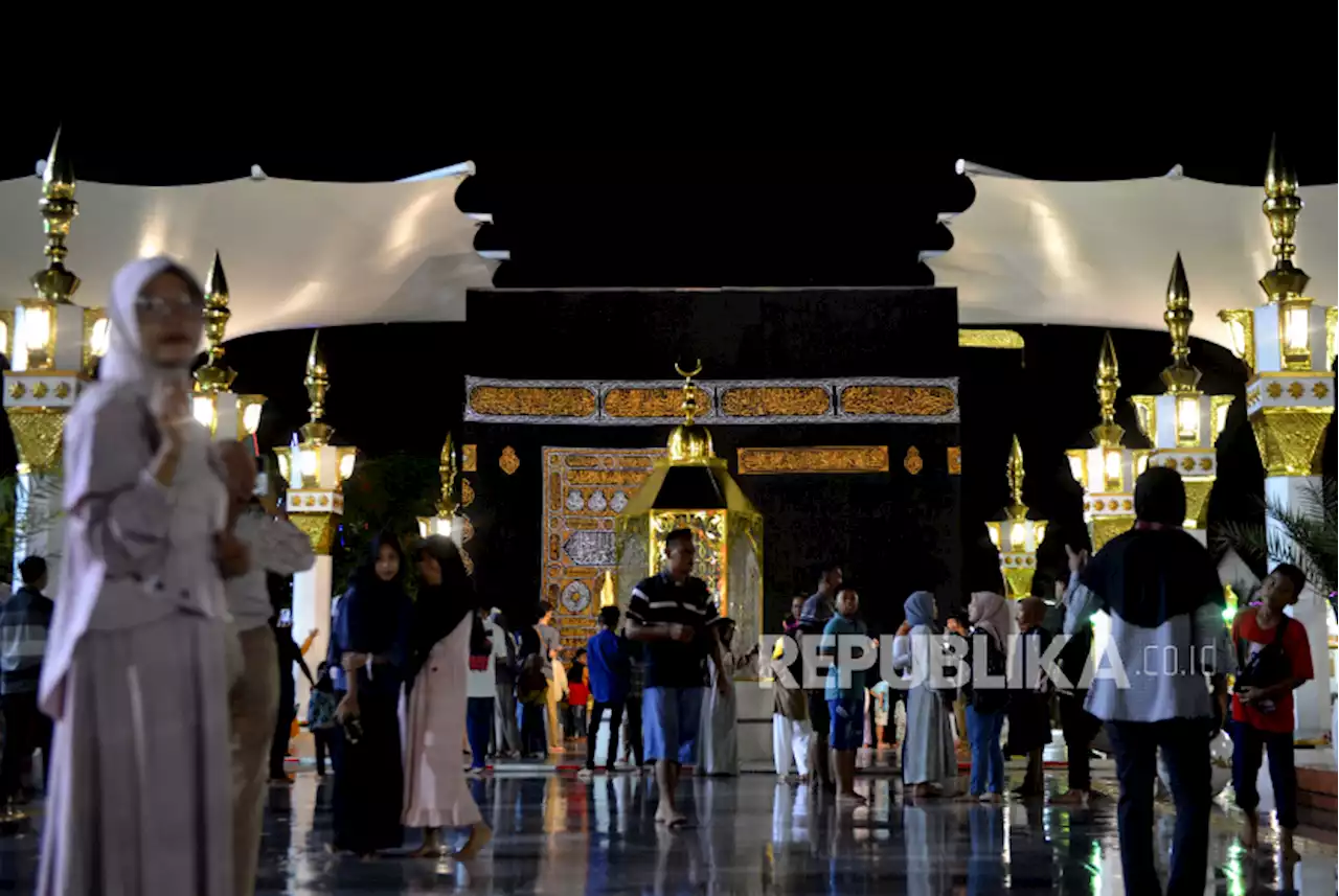 Miniatur Masjidil Haram Jadi Obyek Wisata Religi |Republika Online