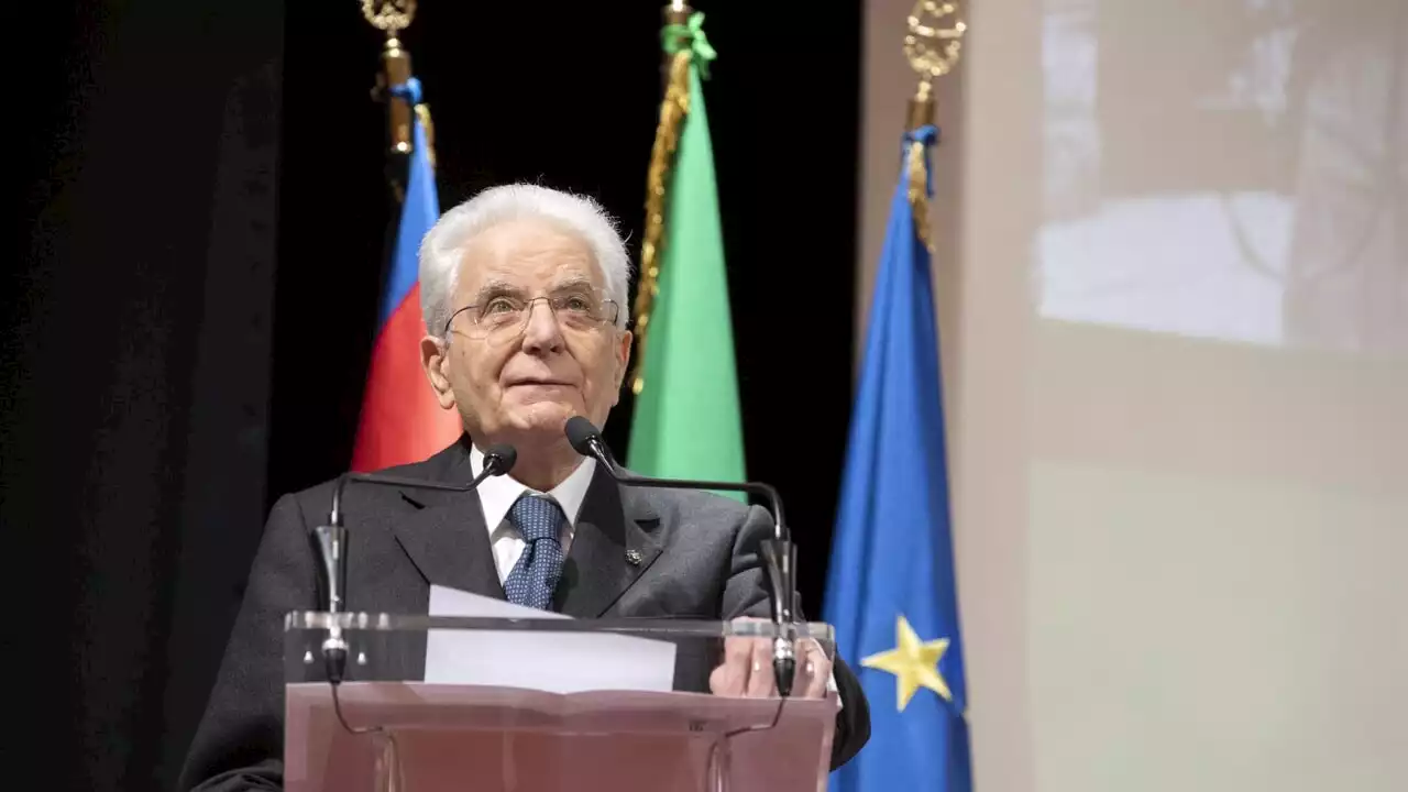 Sul 25 aprile Mattarella 'corregge' Meloni: 'Democrazia figlia dell'antifascismo'