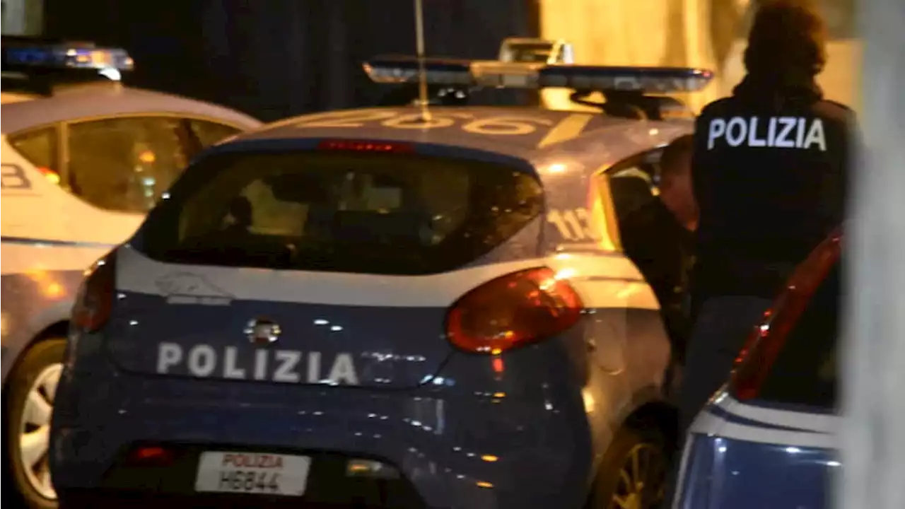 Violenza sessuale all'Esquilino: entra nel portone sbagliato e un 38enne abusa di lei