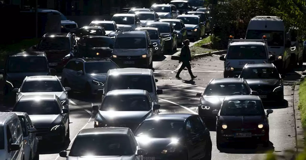 Viel Verkehr auf den Autobahnen: Wo es am verlängerten Wochenende voller wird