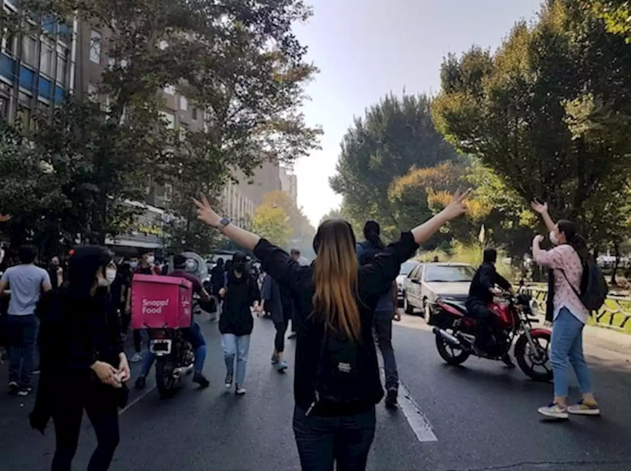 Iran, Human Rights Watch: 'Polizia ha torturato minorenni'