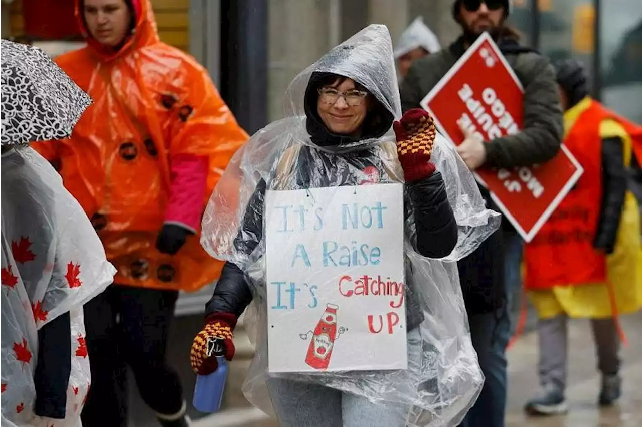 Remote work clause in focus as Canada's public strike reaches Day 7