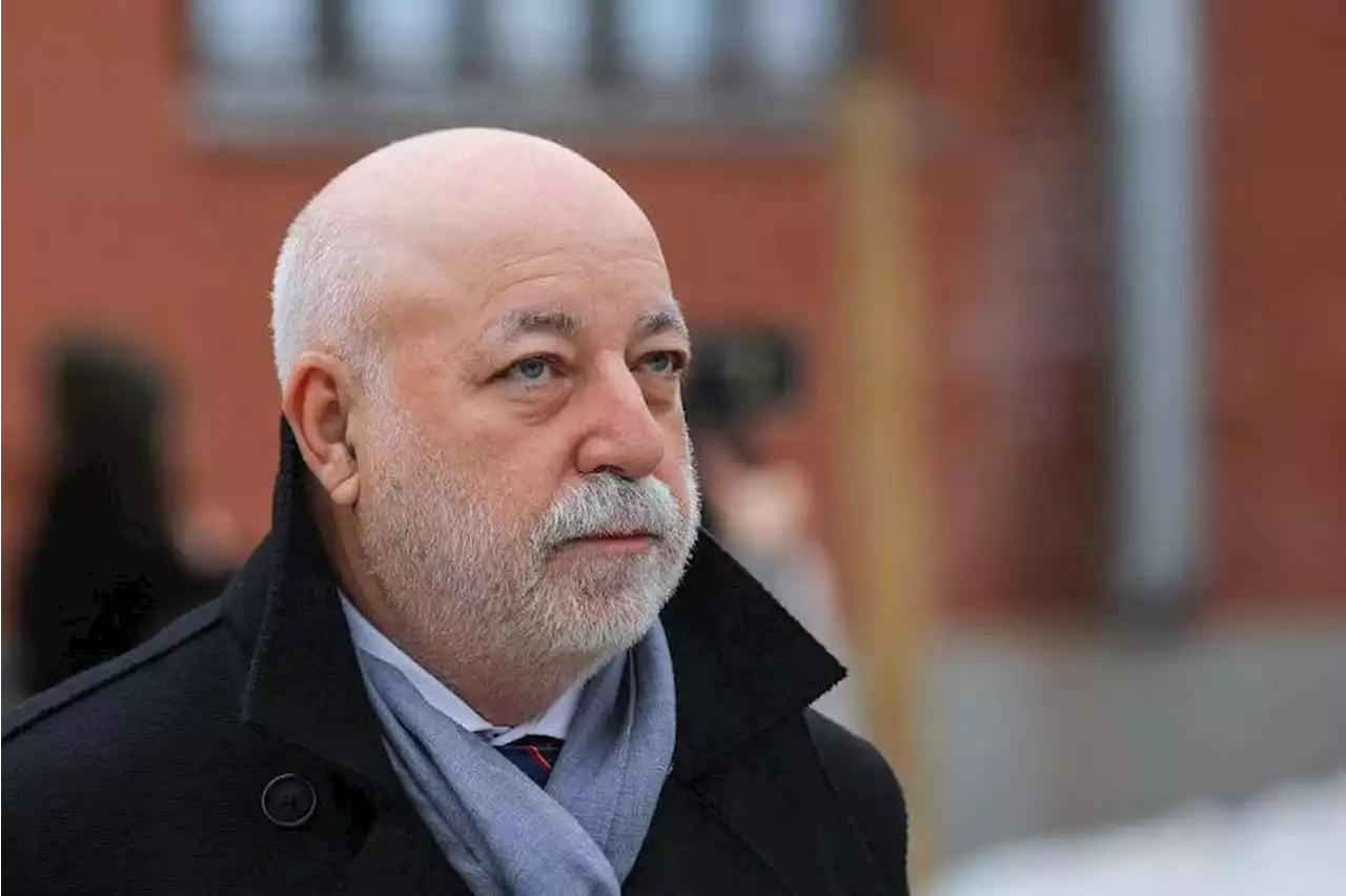 US lawyer pleads guilty to dealing with Russian oligarch under sanctions