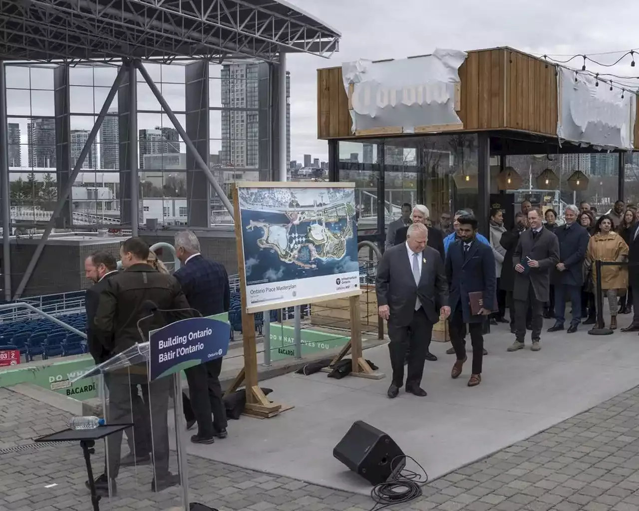 Ford muses about building school, community centre on Ontario Science Centre site