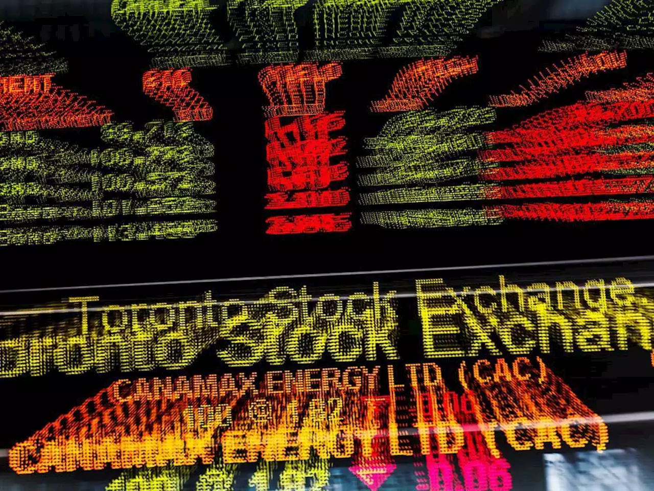 TSX ends lower as technology shares lose ground