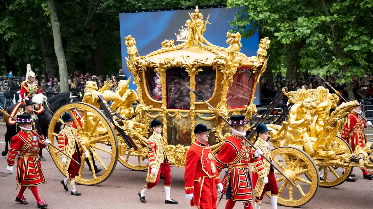 Los dos carruajes de la coronación de Carlos III: la historia de la carroza de oro y la carroza del Jubileo de Diamante que veremos en las procesiones