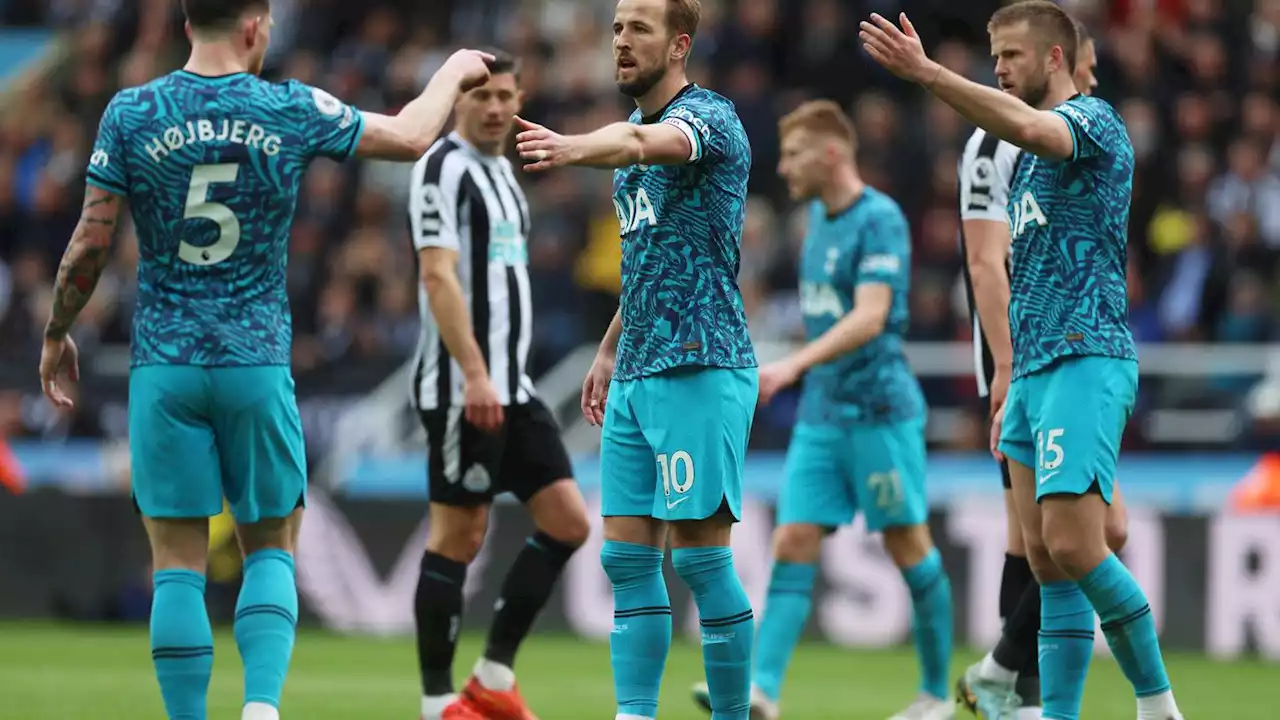 Tottenham players offer ticket refunds to fans who traveled for 6-1 loss at Newcastle