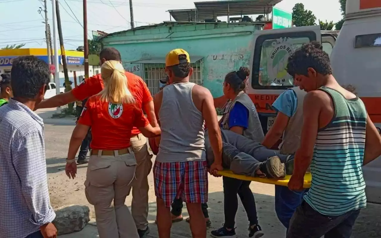 Muere migrante de un infarto durante caravana que salió de Tapachula, Chiapas