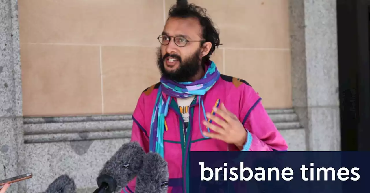 Police drop protest charges against Greens councillor – again