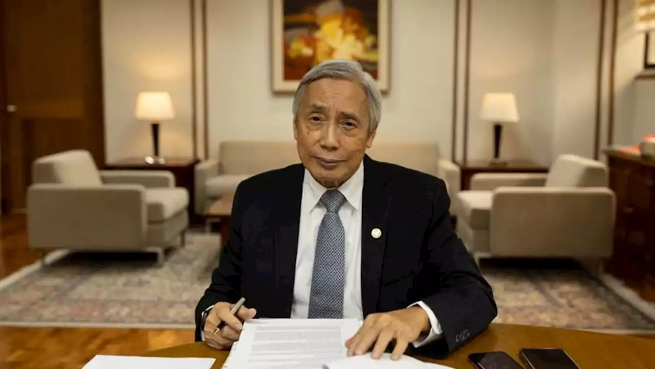 Philippine central bank chief: 'Dangerous' to cut rates faster than Fed