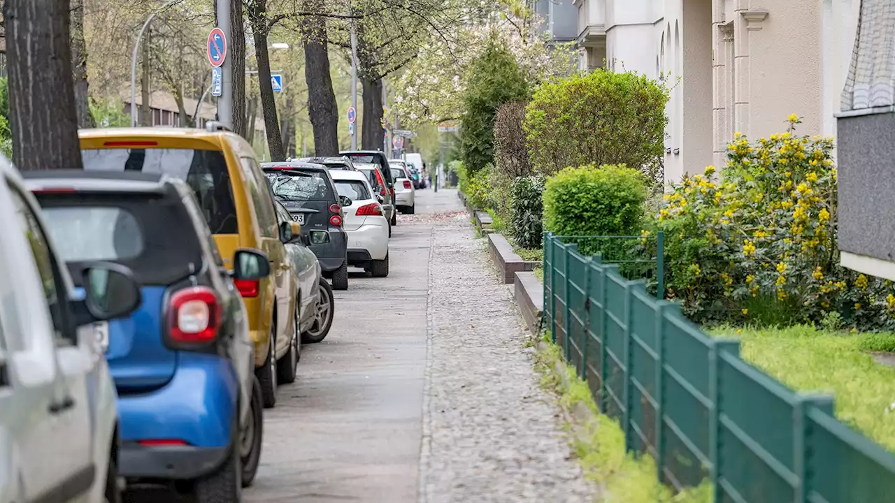 Grünen-Stadträtin killt in Tegel rund hundert Parkplätze