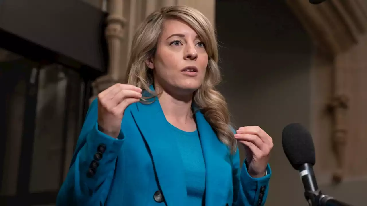 More Canadians ask for help to get out of Sudan: Joly