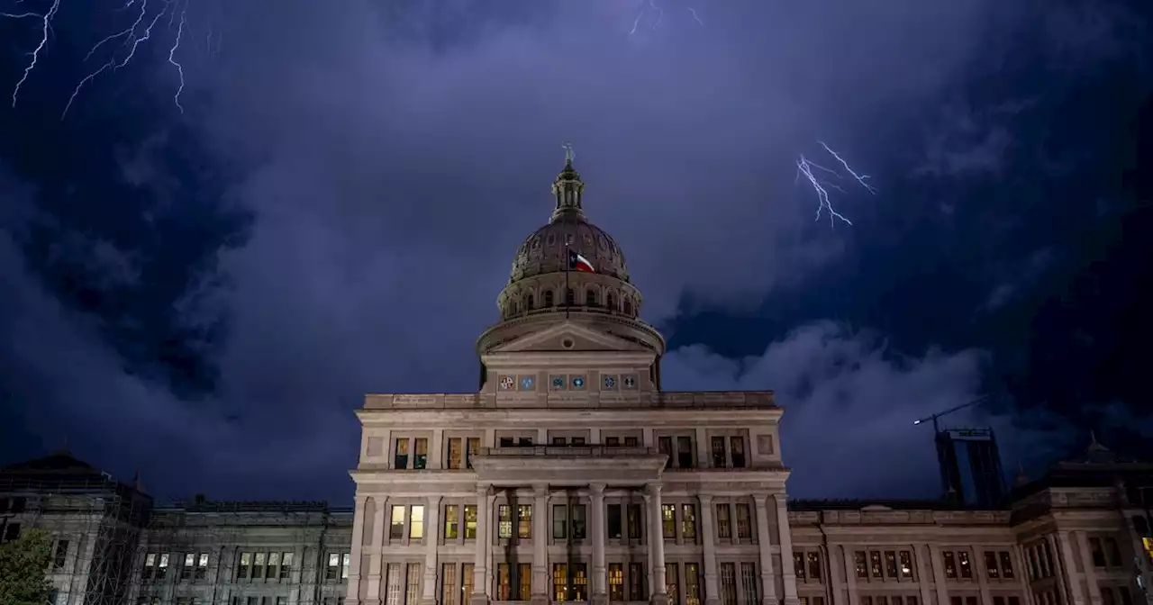 From guns to gay rights, emotional Texas hearings happening under cover of darkness