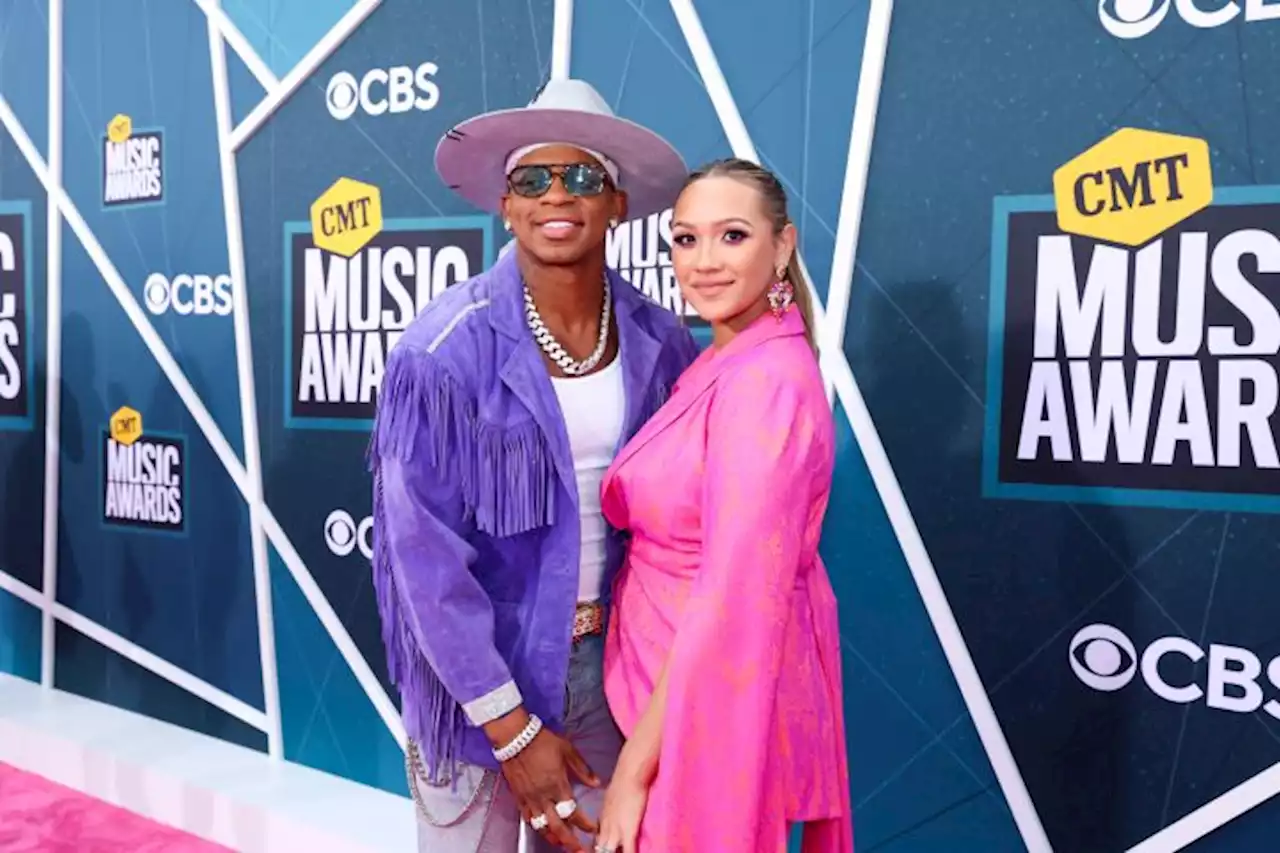 Jimmie Allen’s Wife Alexis Gale Posts Cryptic Message Amid Split, Unfollows Country Singer