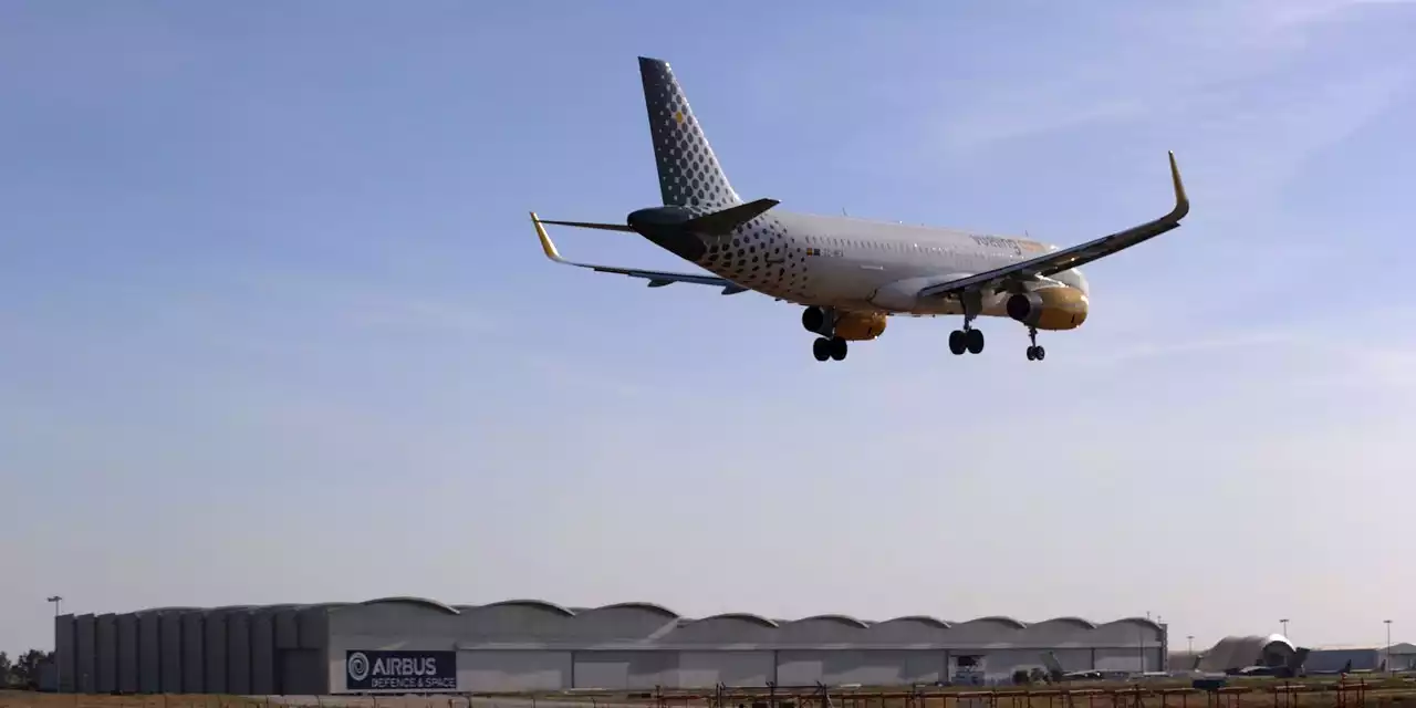 Plus des deux tiers des vols de Vueling annulés ce week-end à Orly, annonce un syndicat