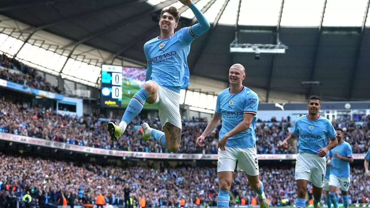 Manchester City : John Stones, le nouveau coup de génie de Pep Guardiola