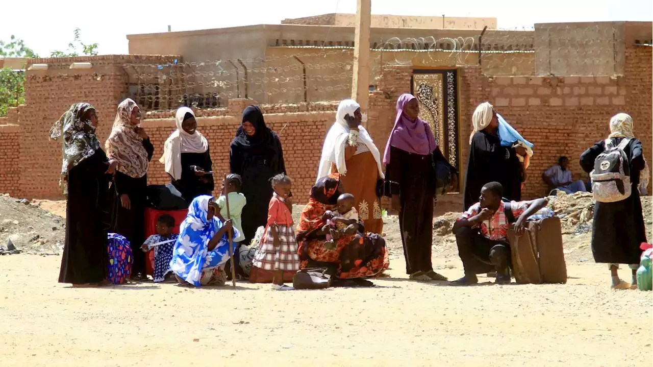 TEMOIGNAGE. Soudan : 'Il a fallu tout faire tout seuls, se débrouiller', raconte une Soudanaise qui a fui Khartoum