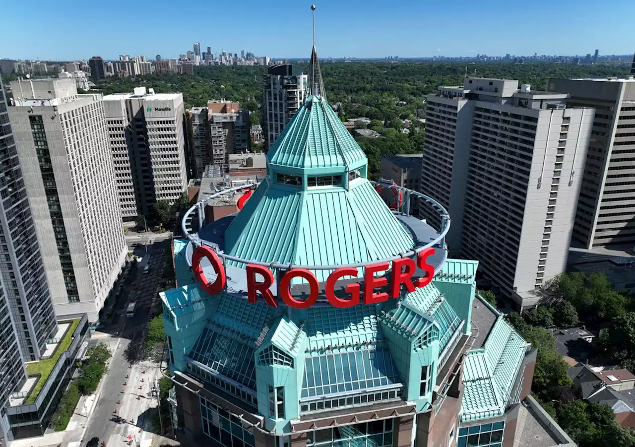 Rogers misses first-quarter revenue estimates on weakness in cable business