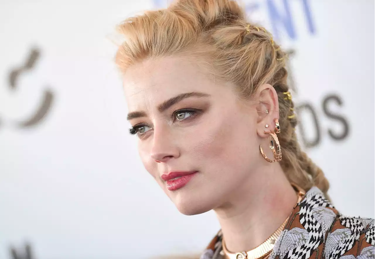 Amber Heard brille malgré les controverses dans la bande-annonce d'Aquaman 2 à CinemaCon 2023 - Grazia