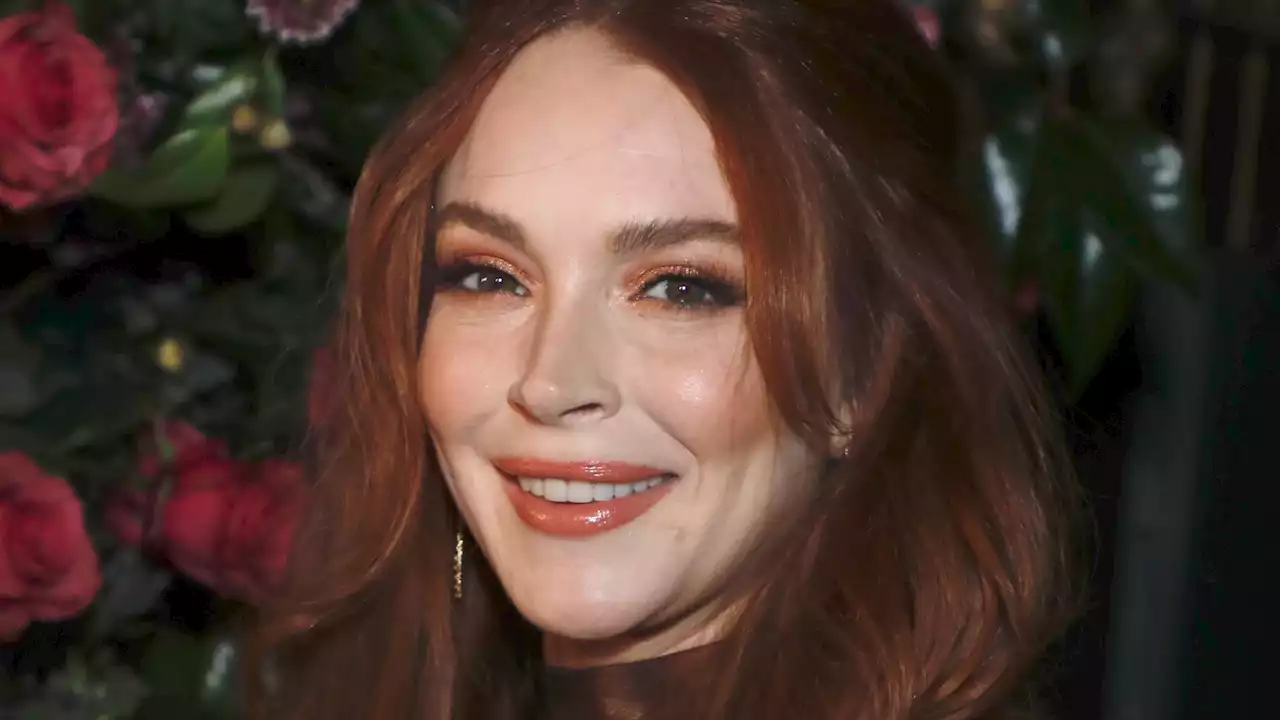 Lindsay Lohan porte la paire de baskets que tout le monde s’arrache depuis 2022 - Grazia