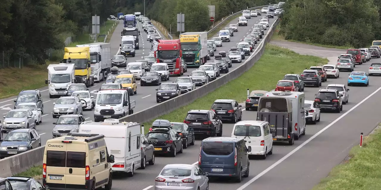 Totales Stau-Chaos – hier steht überall Verkehr still