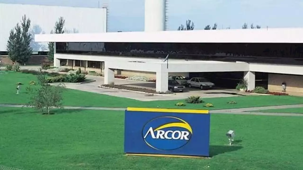 Arcor sale a buscar fondos para mejorar su deuda: la estrategia