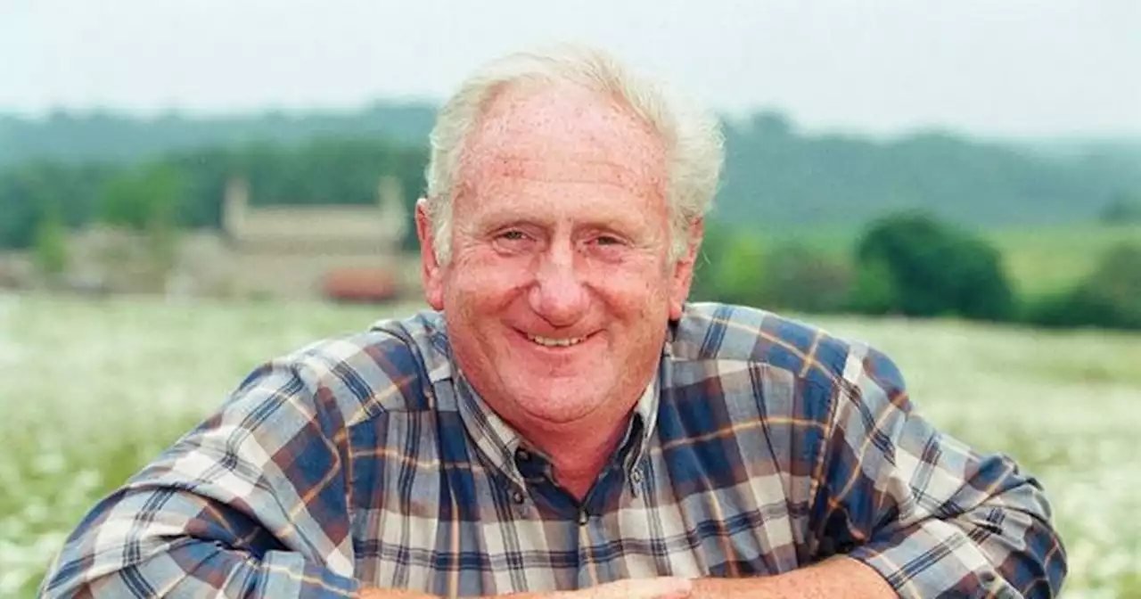 Emmerdale legend and Royle Family star Peter Martin dies aged 82