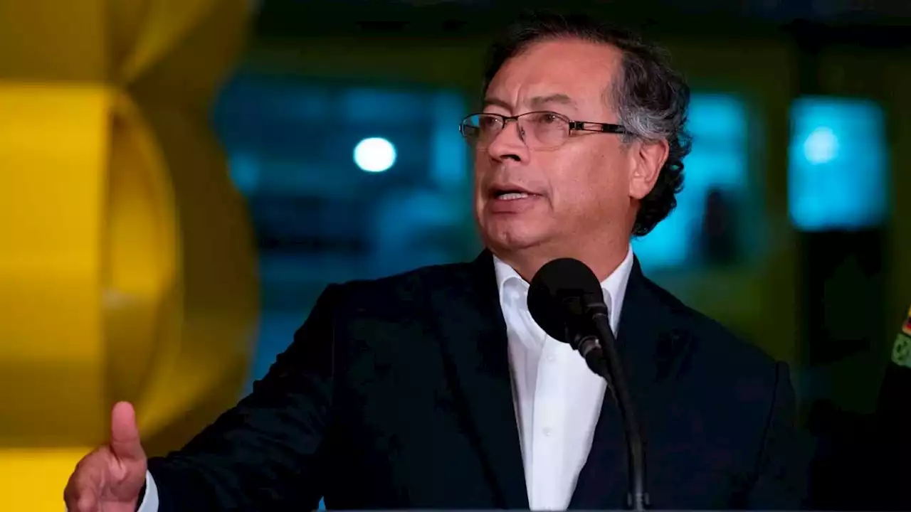 Presidente Gustavo Petro le pidió la renuncia protocolaria a todo su gabinete