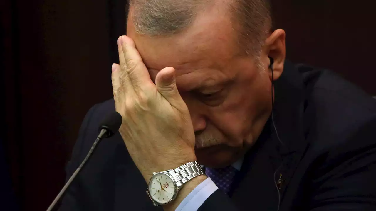 Erdogan unterbricht Live-Interview wegen gesundheitlicher Probleme