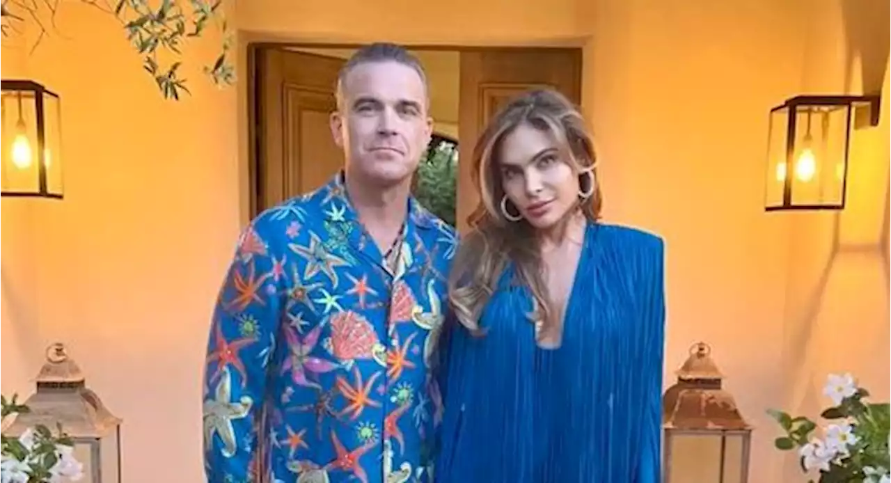 Robbie Williams says he'd rather 'eat a tangerine' than have sex with wife Ayda