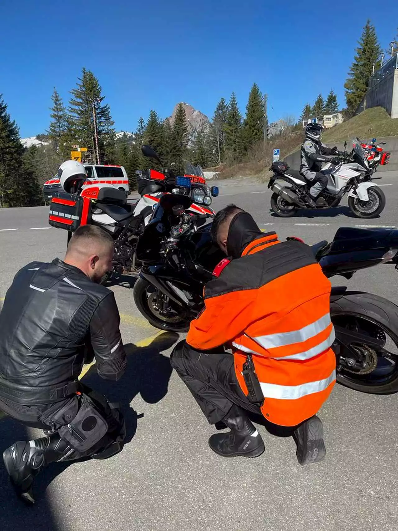 Zentralschweizer Polizeikorps: Start in eine sichere Motorradsaison