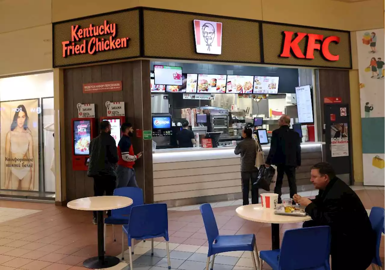 A KFC le hallaron reemplazo (viejo conocido suyo) luego de decisión con sus restaurantes - Pulzo